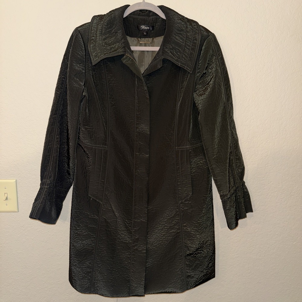 VTG Flair Soft Shell Textured Knee Length Jacket Lined Size Large Black Quality